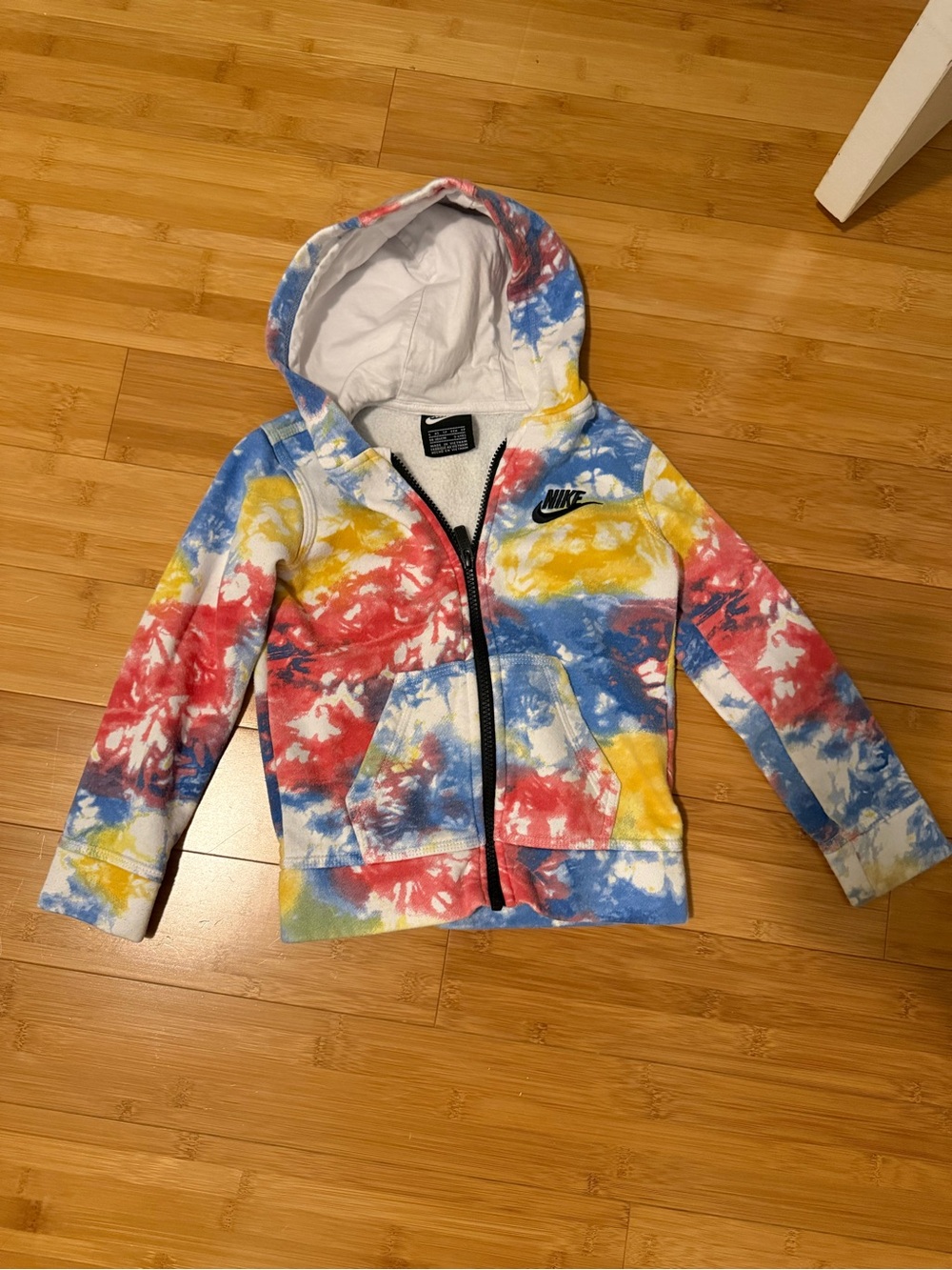 Nike Tie-Dye Hooded Zip-Up Jacket in Red Blue Yellow White